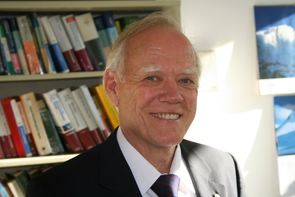 Emeritus Professor Curt Wentrup