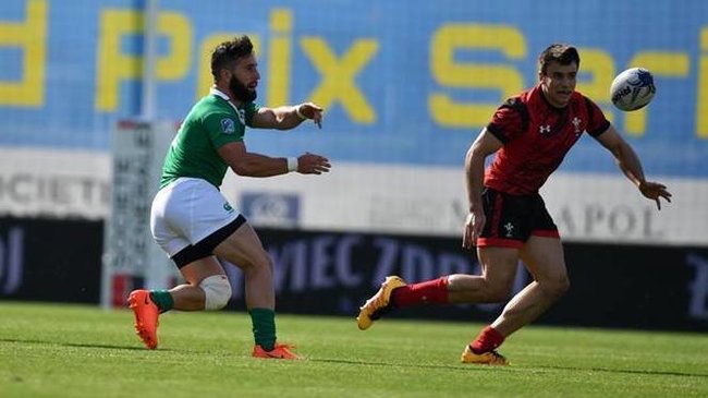 Players on rugby field